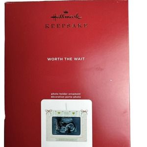 NEW Hallmark Keepsake 2020 Worth the Wait Baby Ultrasound Photo Frame Ornament